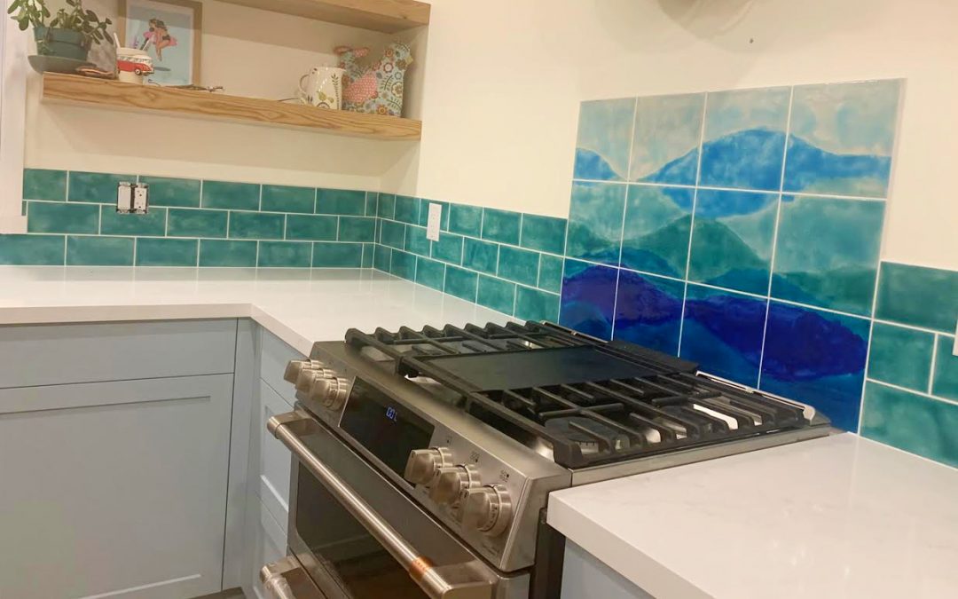 decorative tile kitchen splashback