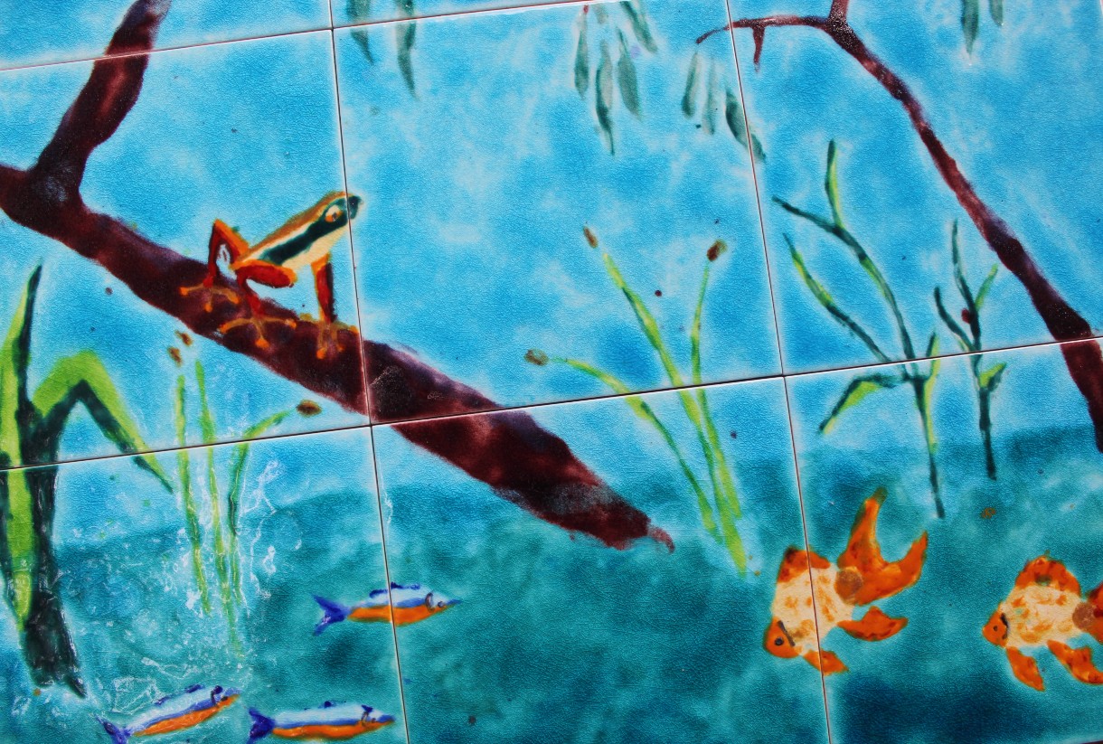Frog & fish tile splashback mural Frog & fish tiles with reeds & water tile mural.