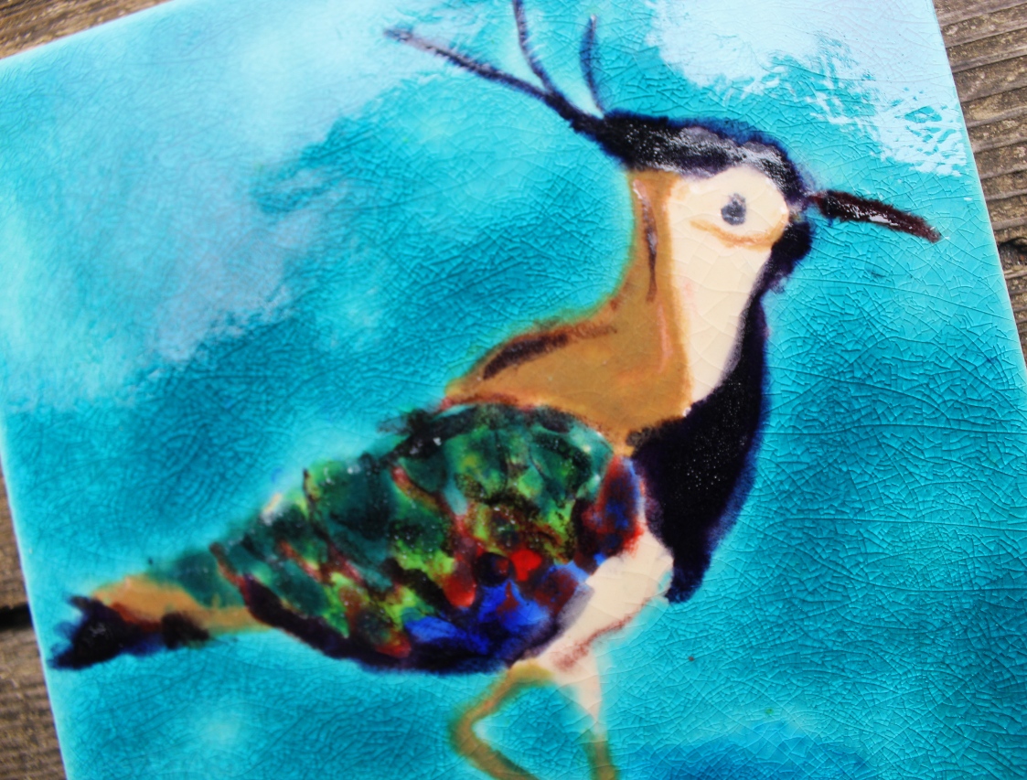bespoke single lapwing Bespoke handmade Lapwing Bird art tile